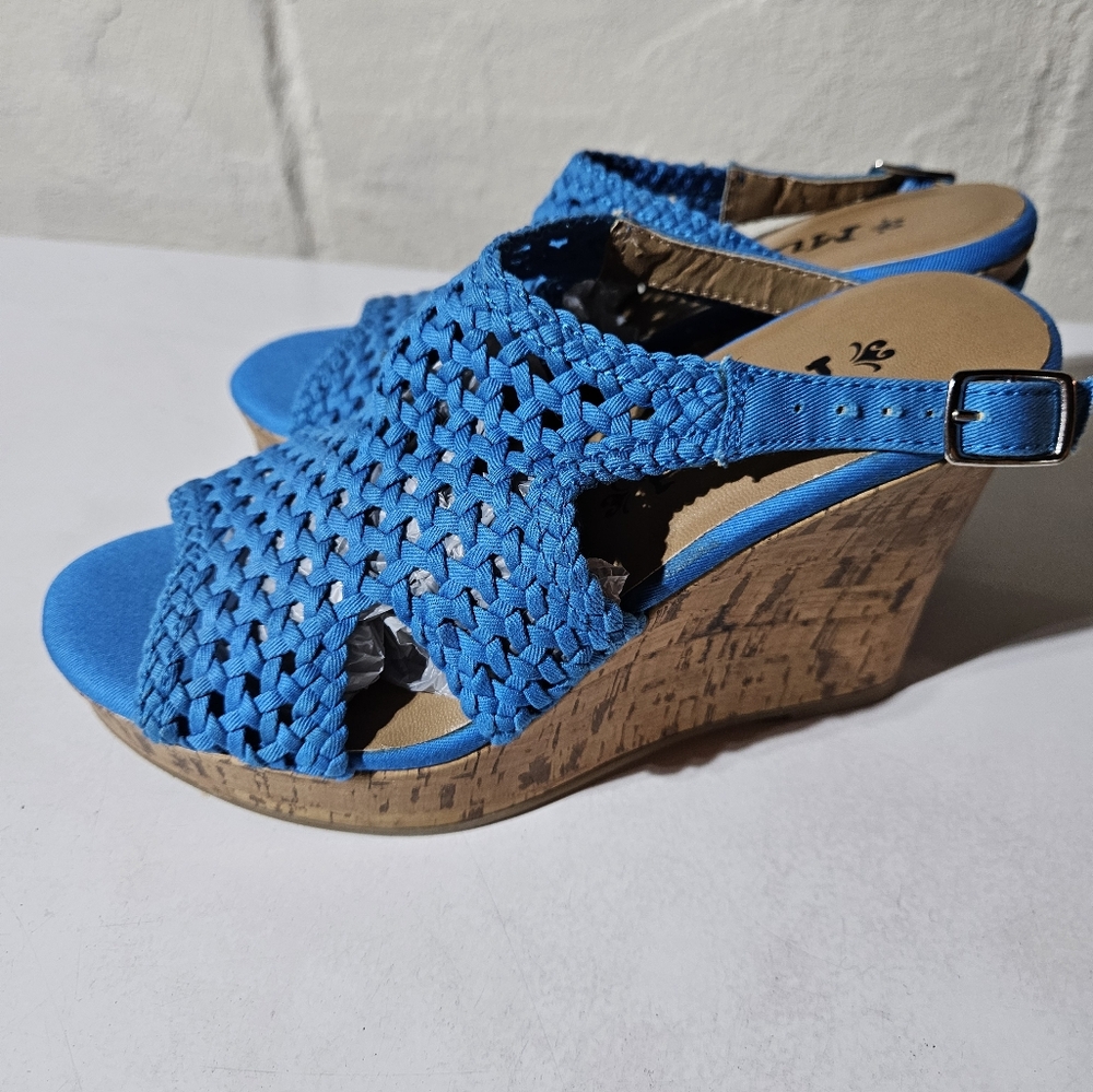 MUDD woven wedge sandals.  Bright blue  size 7.5